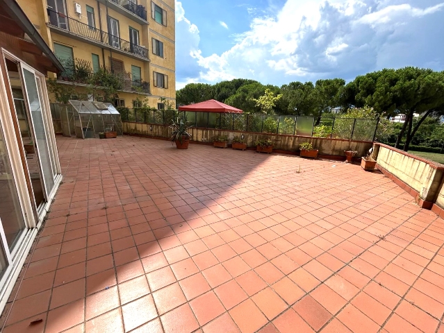 4-room flat in Via Alessandro Allori, Firenze - Photo 1