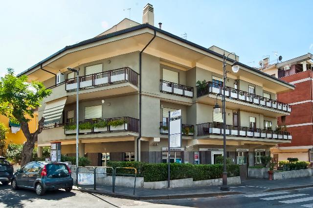 Apartament in {3}, Corso Vittorio Colonna 2 - Photo 1