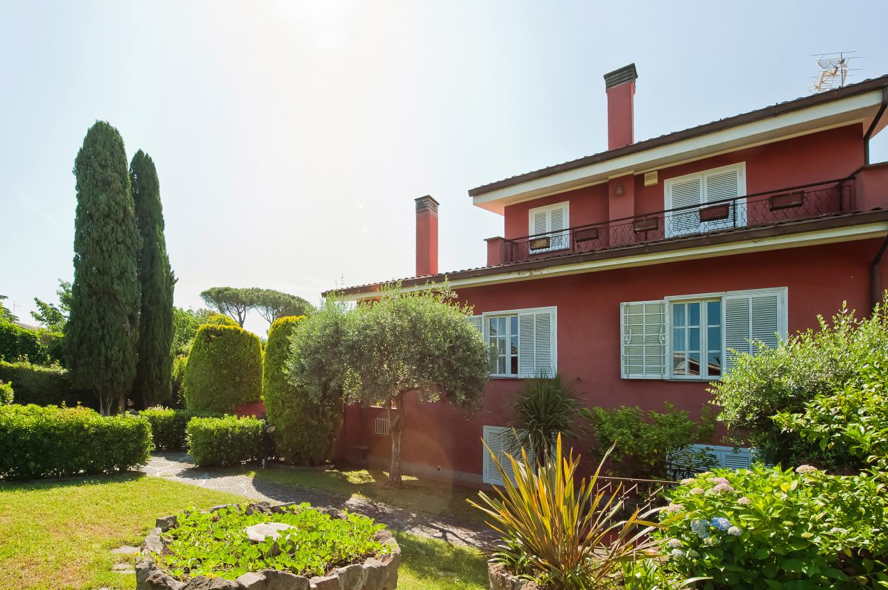 Villa a schiera in vendita a Ciampino