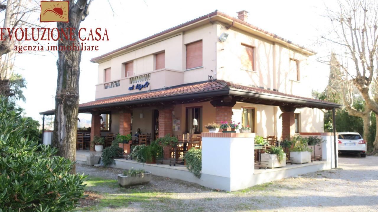 Esercizio commerciale in Strada della Colussa, Staranzano, {3} - Foto 2
