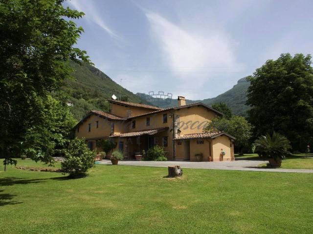 Country house or cottage in Via Valdicastello Carducci 46, Pietrasanta - Photo 1