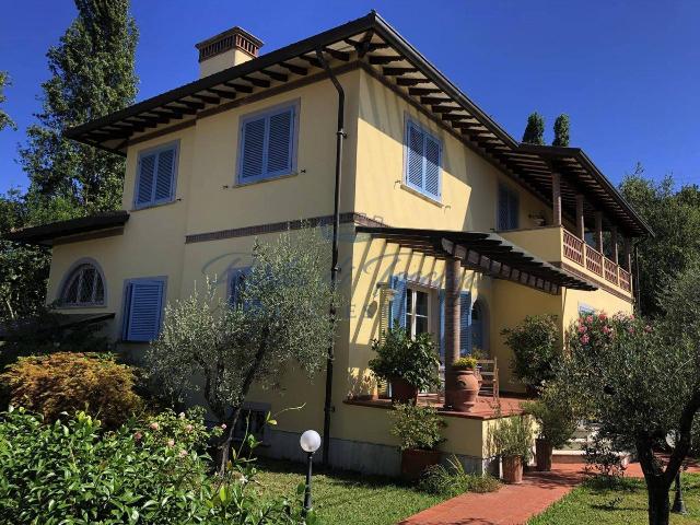 Villa in Via dei Salesiani, Pietrasanta - Foto 1