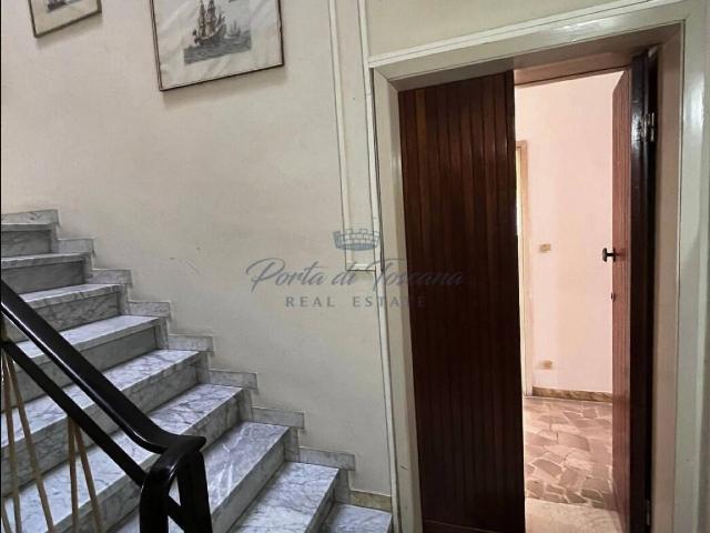 3-room flat in Via Crocialetto 5, Pietrasanta - Photo 1