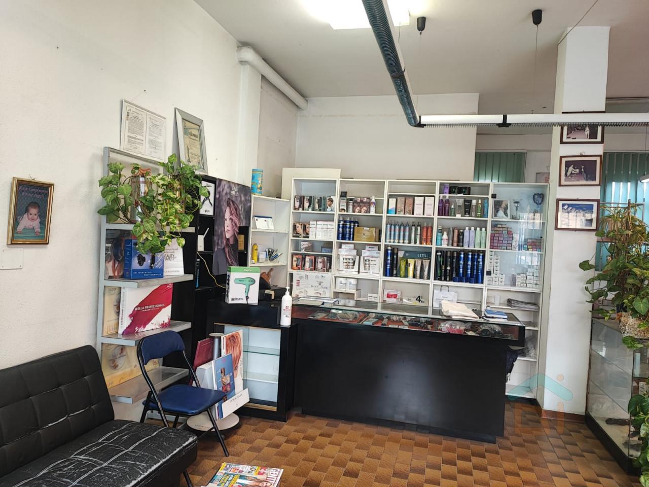 Negozio in Piazza Marconi, Cervignano Del Friuli, {3} - Foto 2