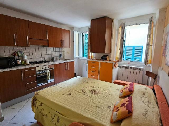 One-room flat in Piazza Mottino, Lerici - Photo 1