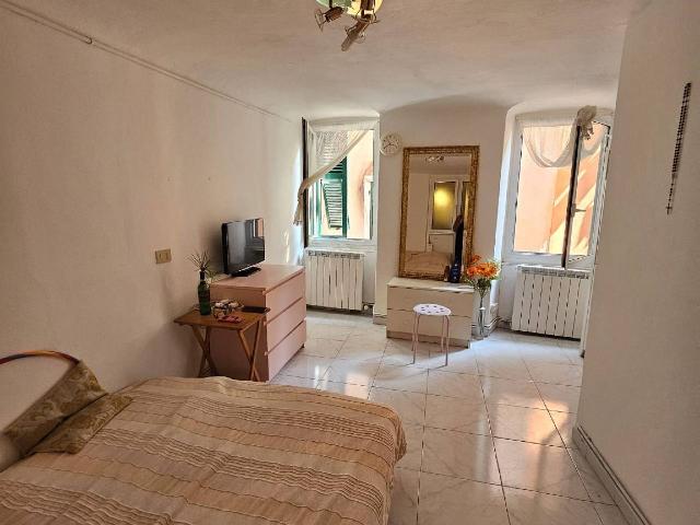 2-room flat in Via del Ghetto, Lerici - Photo 1