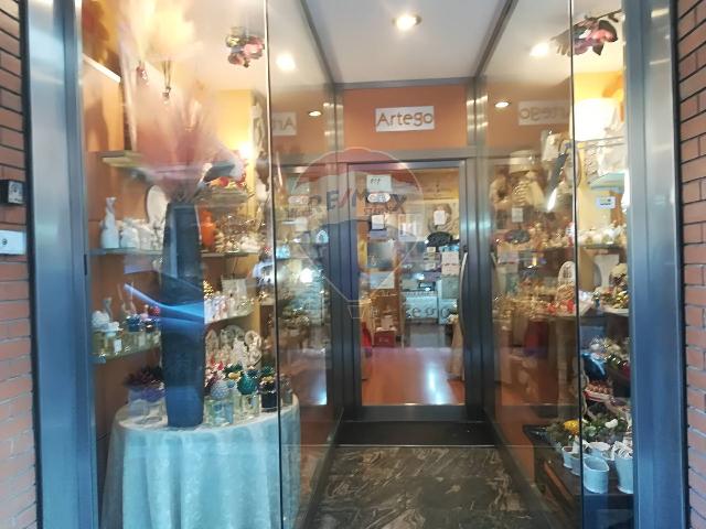 Shop in {3}, Via Dante Alighieri 219 - Photo 1