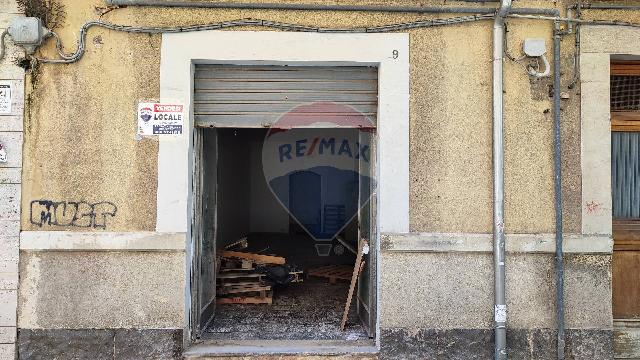 Magazzino in Via De Deo 9, Bari - Foto 1