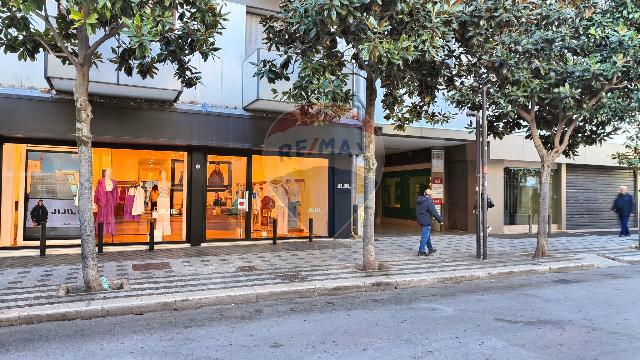 Shop in {3}, Corso Cavour 11 - Photo 1