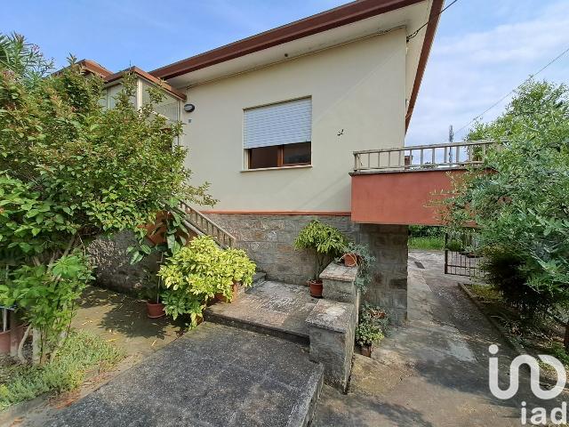 Detached house in Via Alessandro Campo, Rovigo - Photo 1