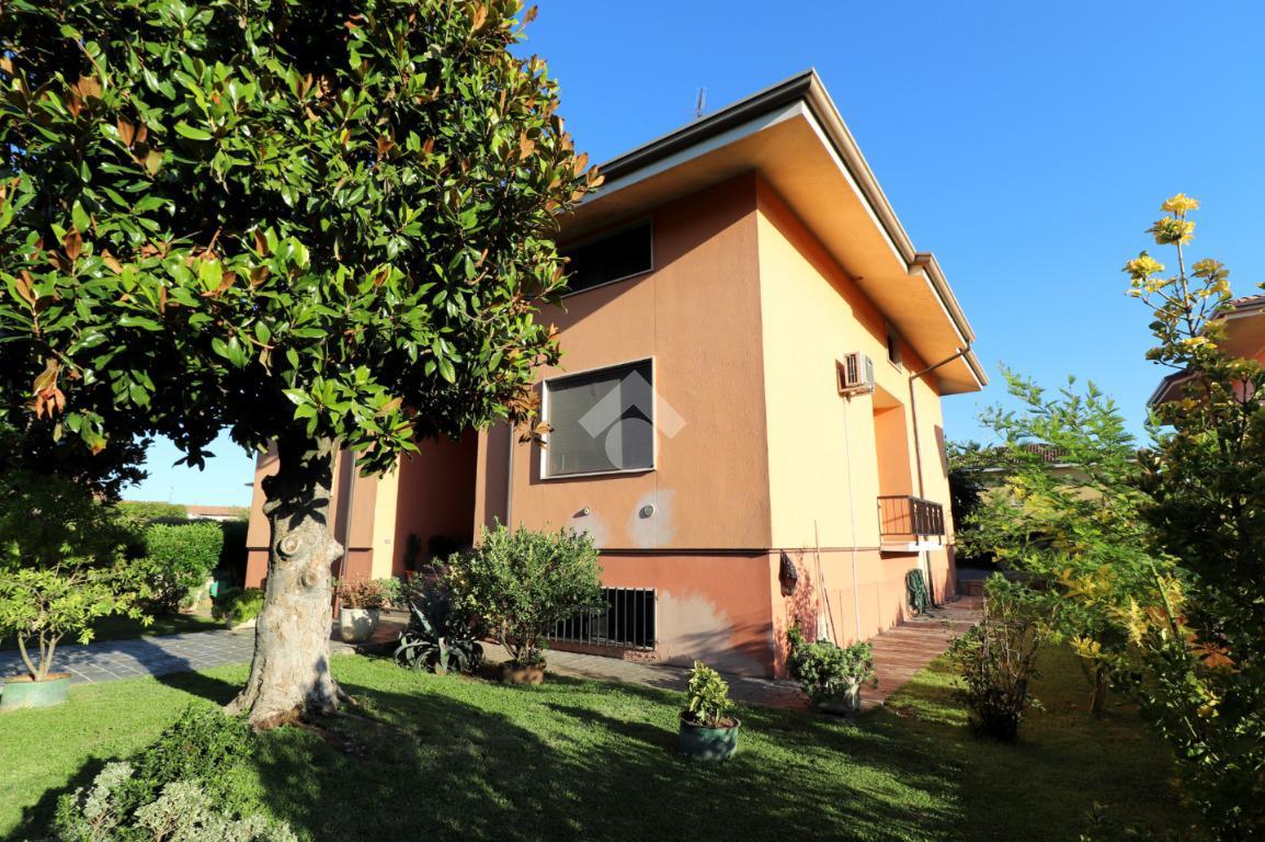 Villa in vendita a Carpenedolo