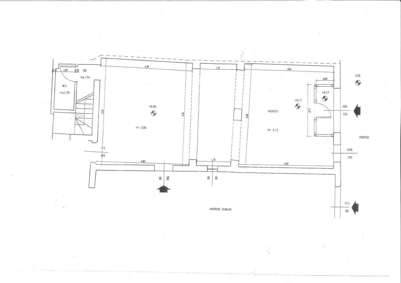 Negozio in Via Cremonino  56, Cento, {3} - Planimetria 1