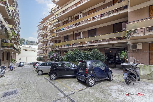 Apartament in Via Pietro Castelli, Messina - Photo 1