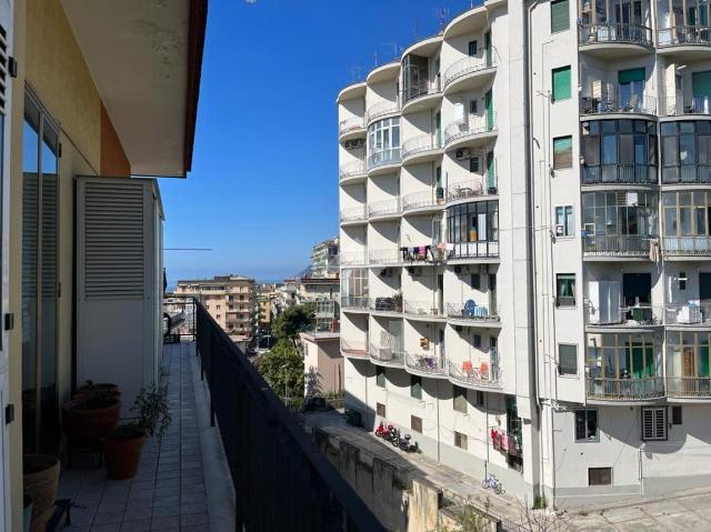 2-room flat in Via Gaspare Cervantes 16, Salerno - Photo 1