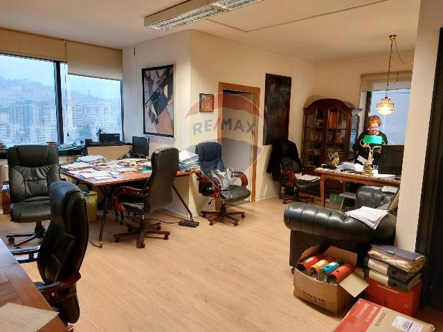 Büro in Corte dei Lambruschini, Genova - Foto 1