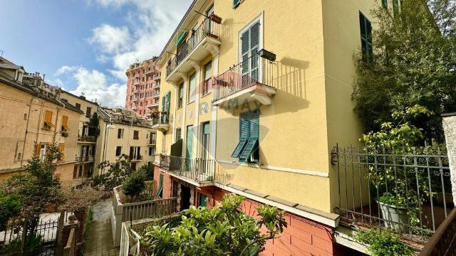 Appartamento in Salita Santa Maria della Sanità 62, Genova - Foto 1