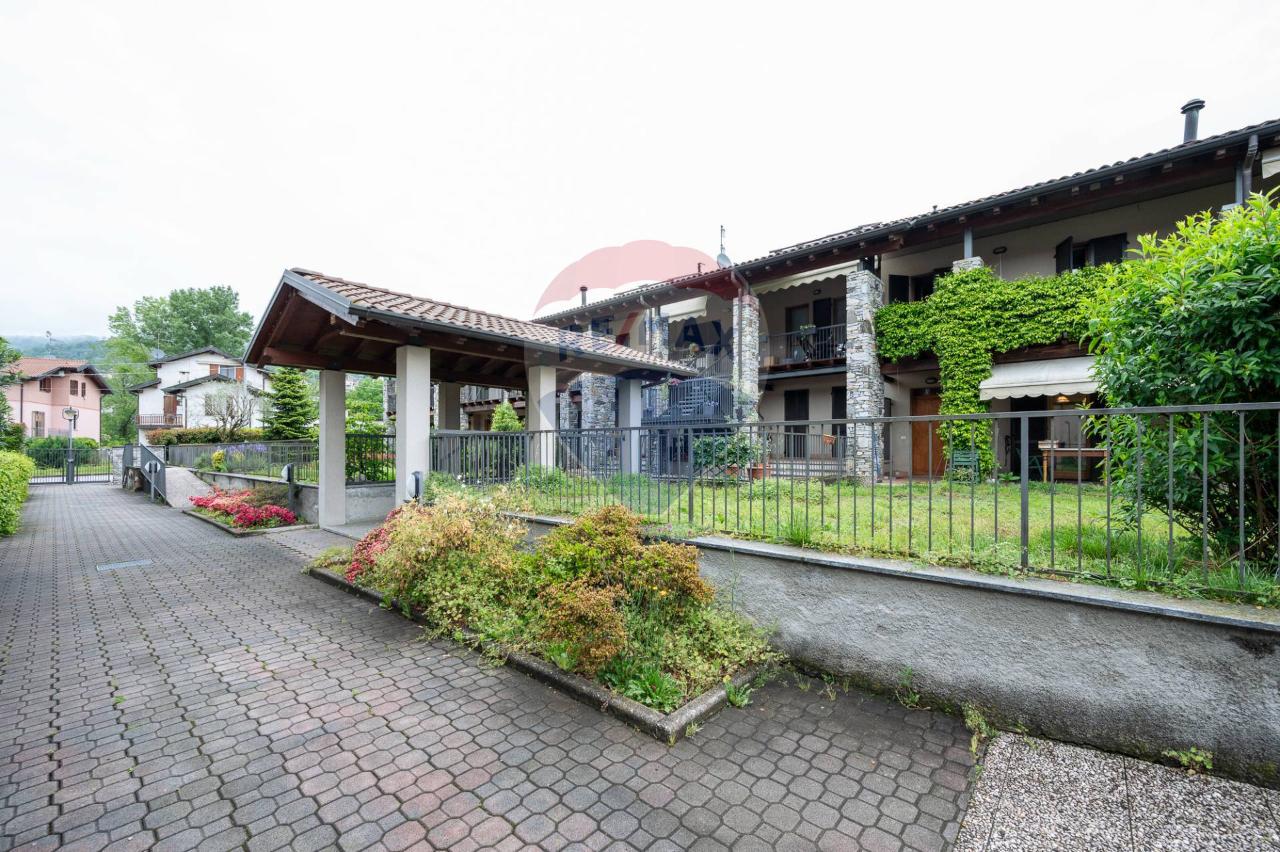 Villa a schiera in vendita a Gavirate