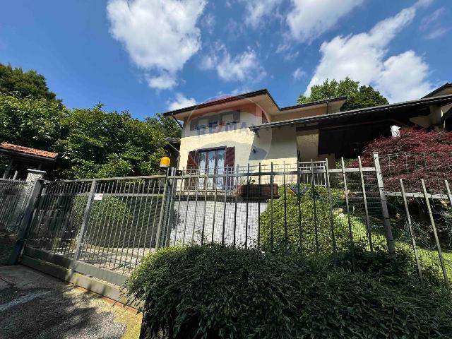 Villa in Via Ticino 22, Varese - Foto 1