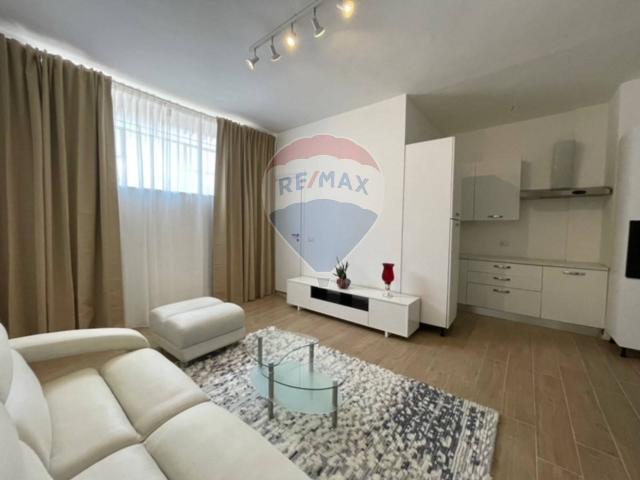 2-room flat in Via Lazio 32, Varese - Photo 1