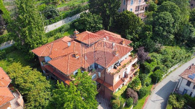 4-room flat in Via Andrea del Sarto 44, Varese - Photo 1