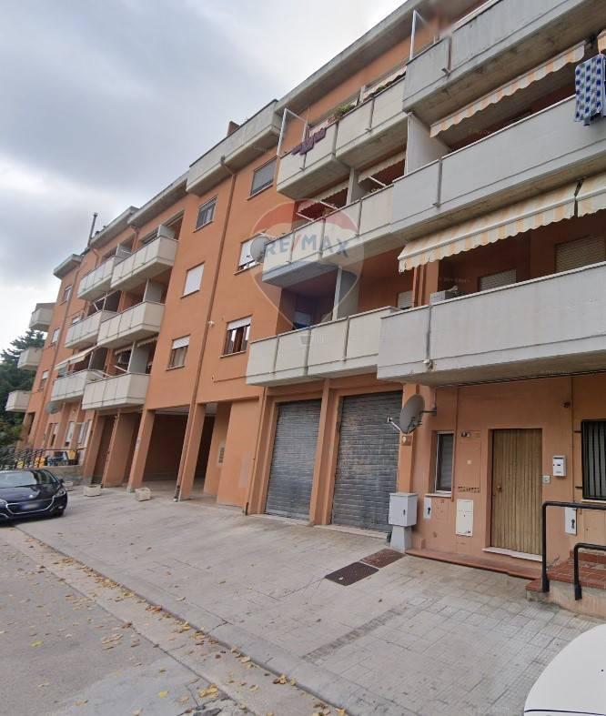Negozio in Via Bielli, Lanciano - Foto 1