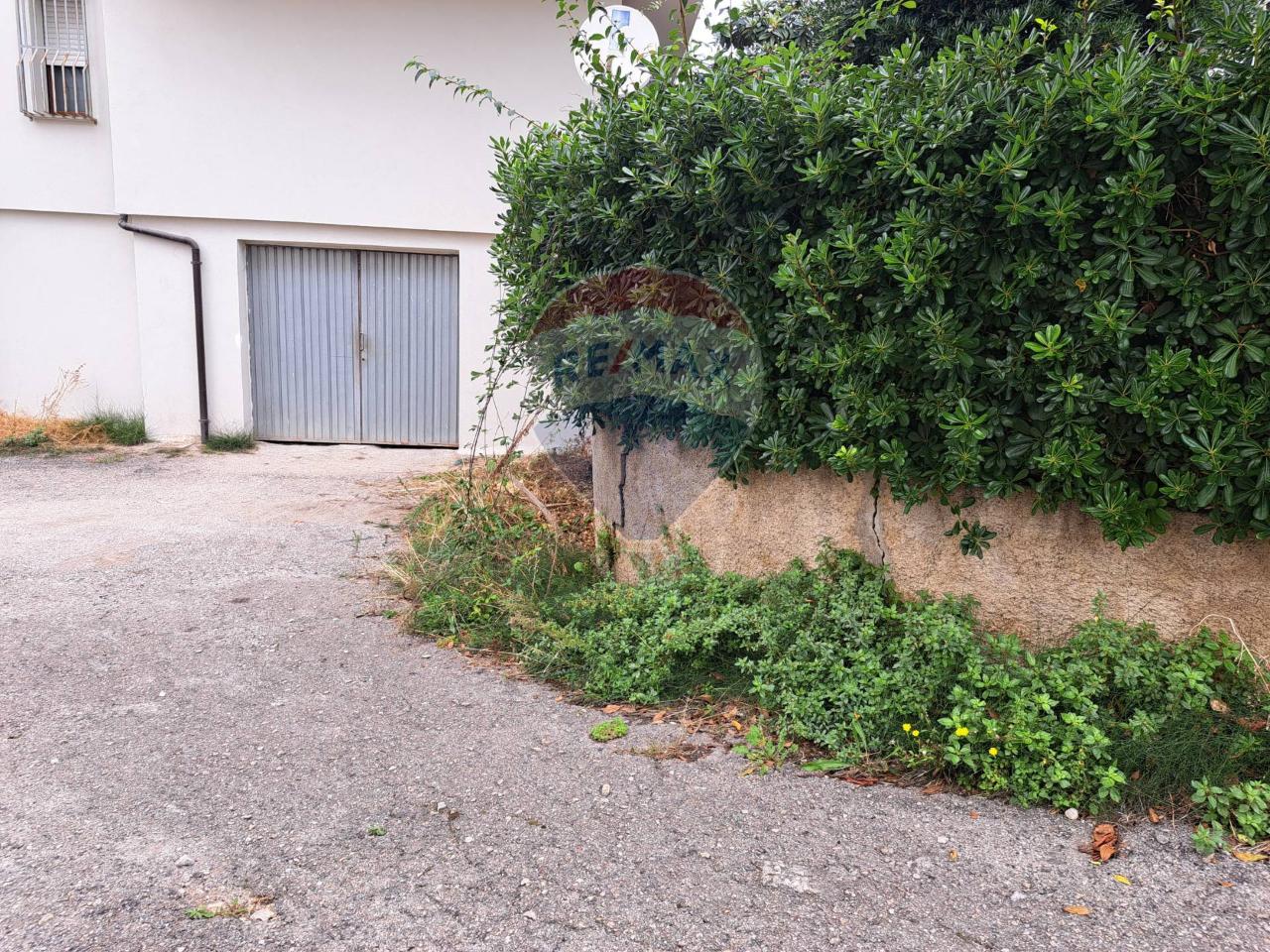 Magazzino in Martiri della Violenza 14, Vasto, {3} - Foto 2