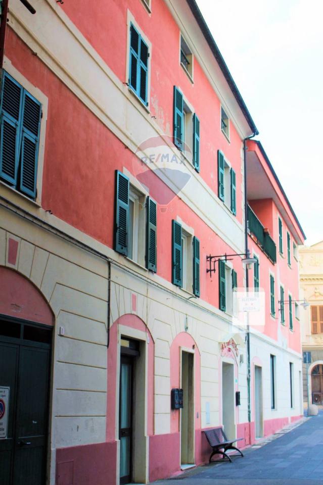 Albergo in Via Ruffini 11, Pietra Ligure - Foto 1