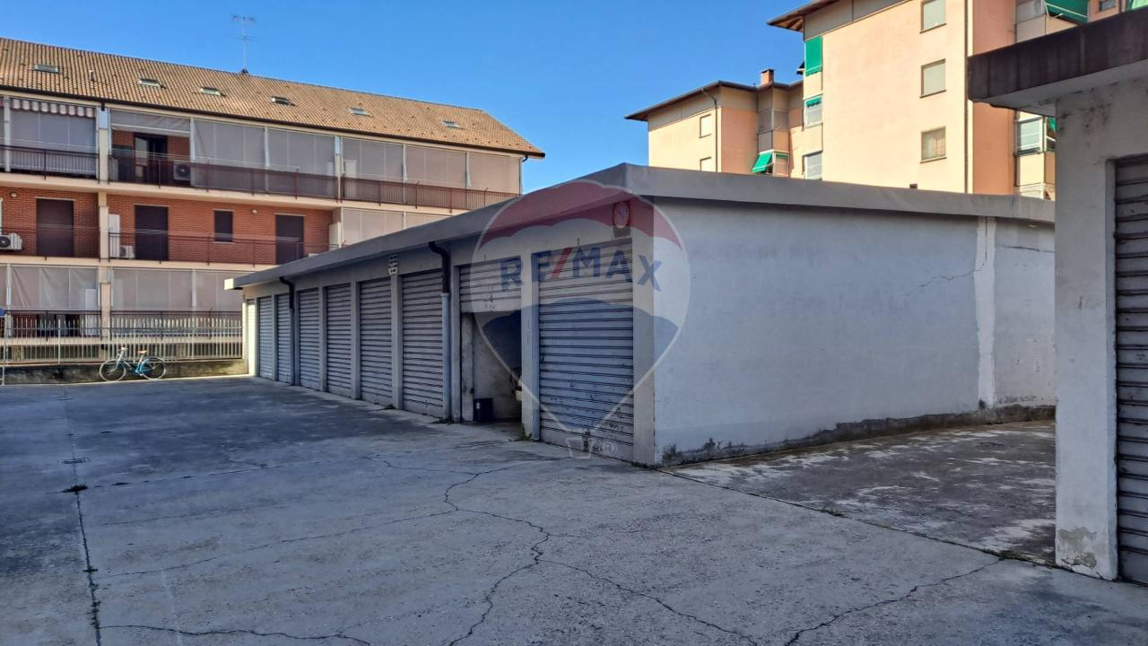 Box in affitto a Settimo Torinese