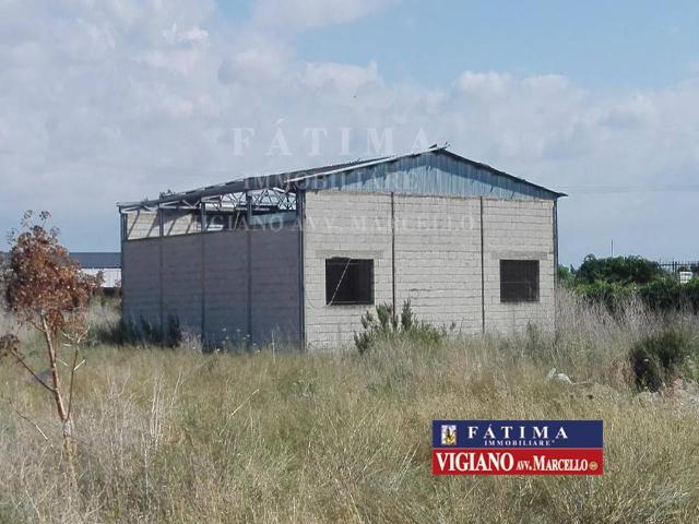 Industrial shed in Via Bari, Foggia - Photo 1