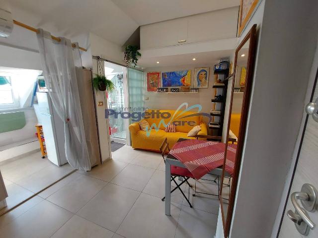 2-room flat in {3}, - Photo 1