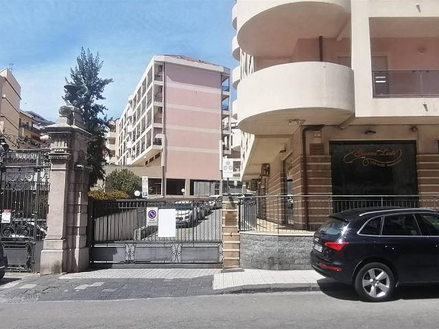 Magazzino in Via Marco Polo  186, Messina - Foto 1