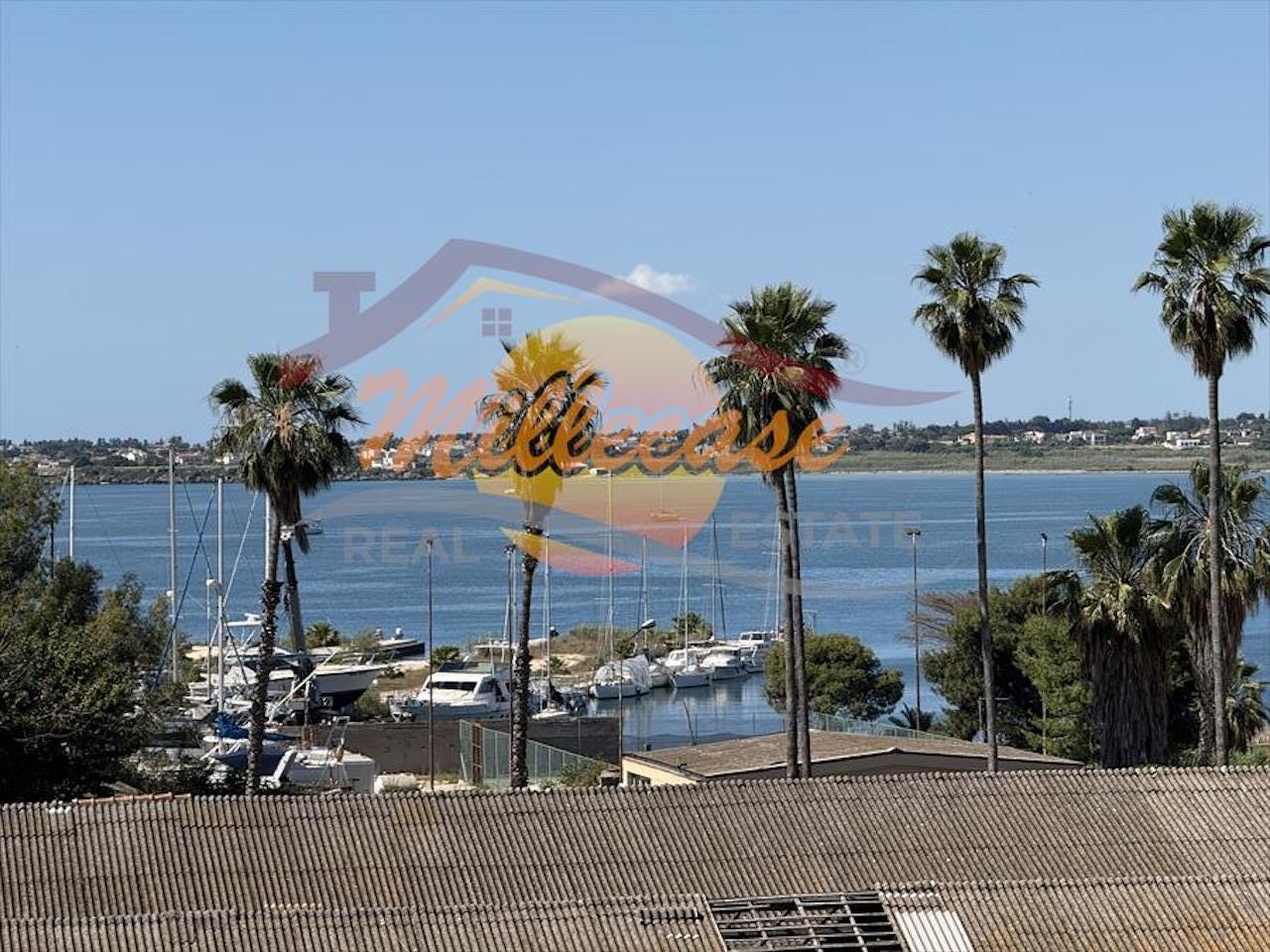 appartamento in vendita a Siracusa in zona Borgata
