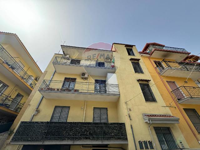 Vierzimmerwohnung, Mugnano di Napoli - Foto 1