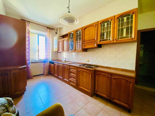 3-room flat in Via Trincea delle Frasche, Corridonia - Photo 1