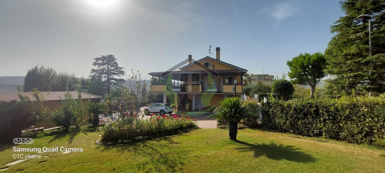 Villa in vendita a Monsampolo Del Tronto