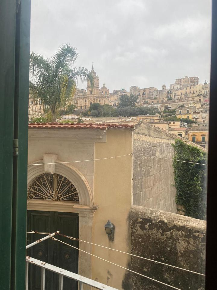 casa indipendente in vendita a Modica in zona Modica Bassa