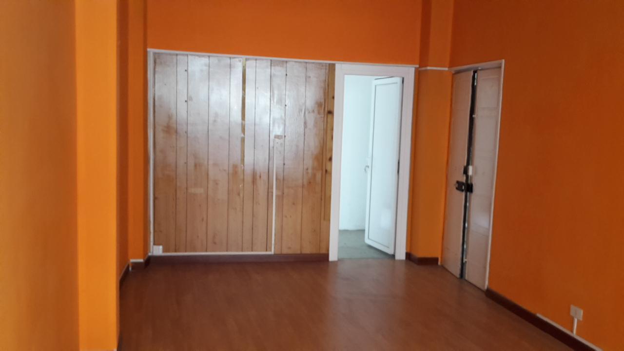 Negozio in C.So Volta, Asti, {3} - Foto 1