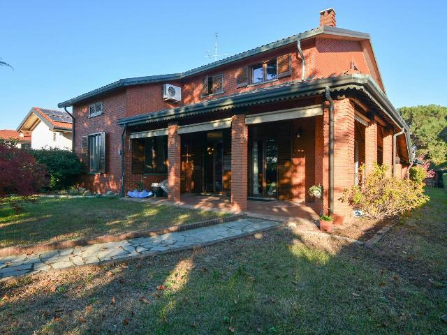 Villa in Viale Italia, Lainate - Foto 1