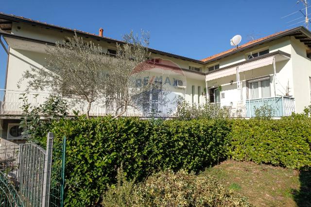 4-room flat in Guido Rossa 3, Villa d'Adda - Photo 1