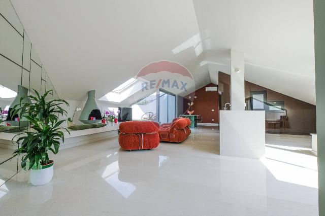 Penthouse in Via Tito Livio 4, Bergamo - Photo 1