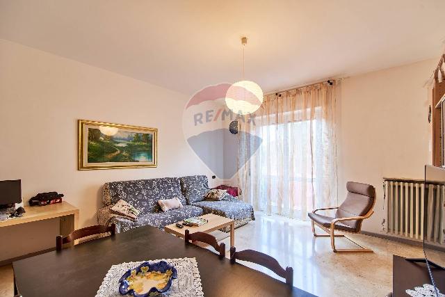 4-room flat in Via Alessandro Manzoni 15, Mapello - Photo 1