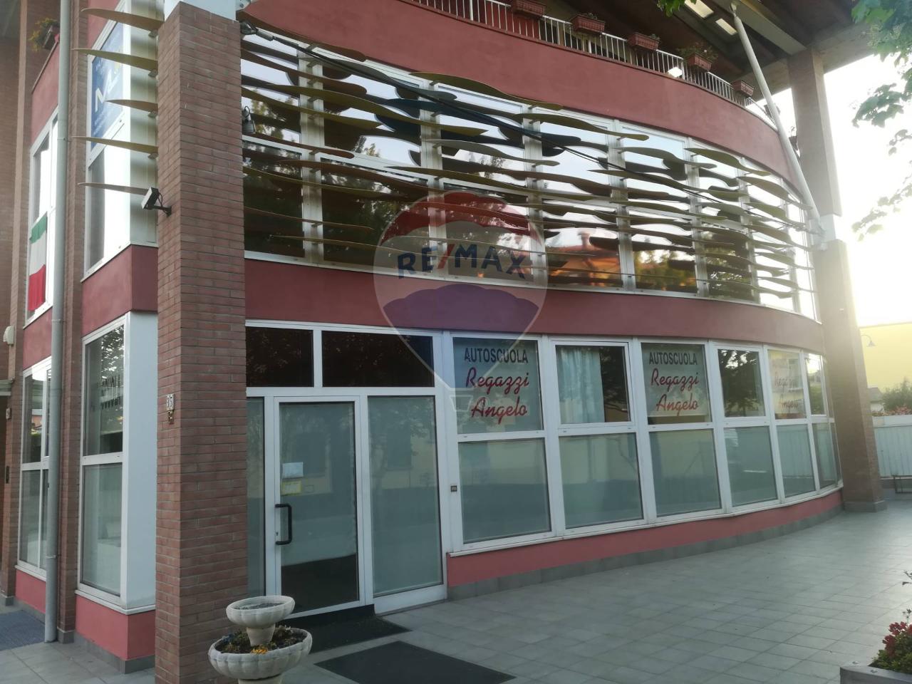Ufficio in Via Vittorio Veneto 35, Bonate Sotto, {3} - Foto 1