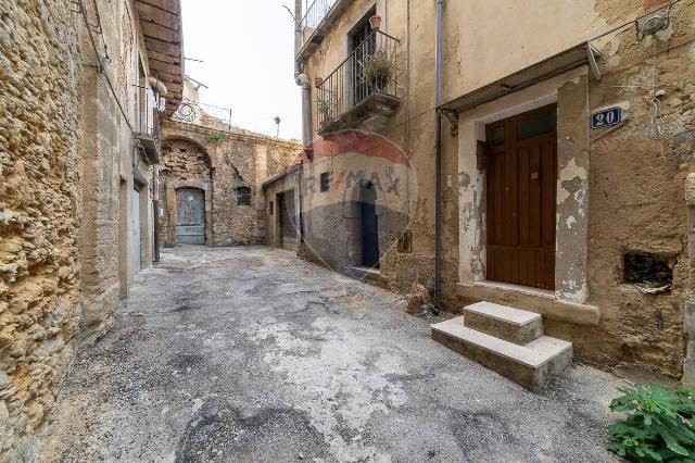 Einfamilienhaus in Ronco Zaffarana 20/22, Caltagirone - Foto 1