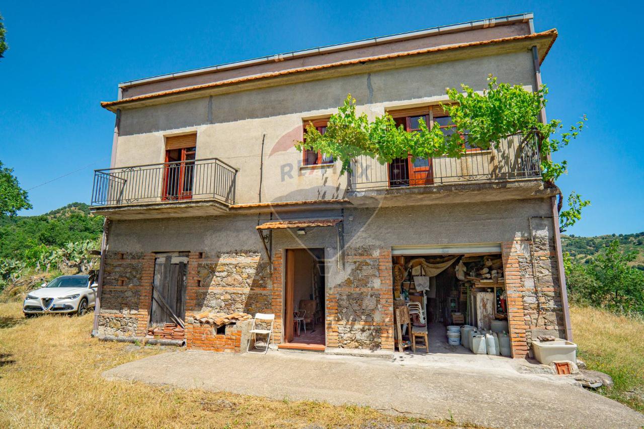 Villa in vendita a Mongiuffi Melia