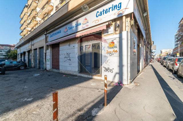 Geschäft in Via Duca degli Abruzzi 65 a, Catania - Foto 1