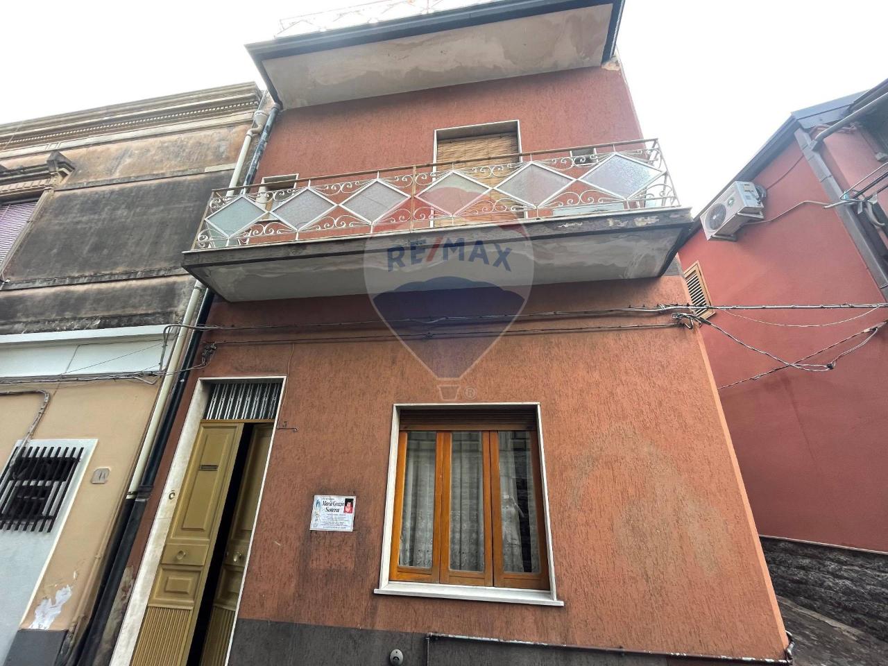 Appartamento in vendita a Santa Maria Di Licodia
