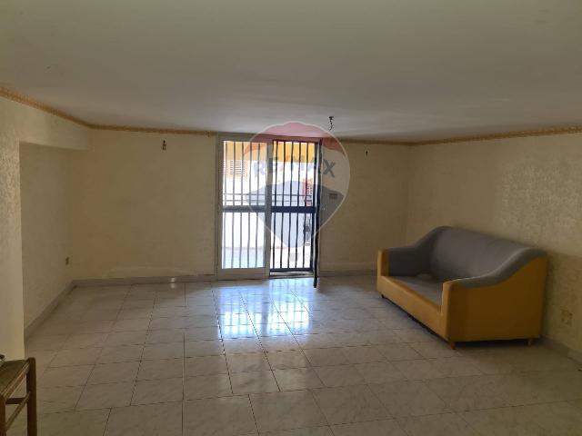 Apartament in {3}, Via Alcide De Gasperi 2 - Photo 1