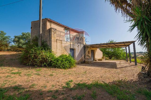 Detached house in Via Gelone 101, Caltagirone - Photo 1