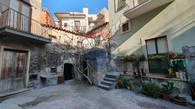 Einfamilienhaus in Via Circunvallazione 285, Paternò - Foto 1