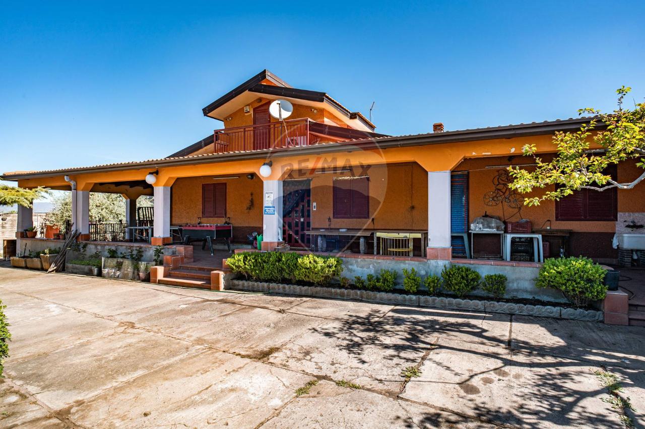 Villa in vendita a Adrano